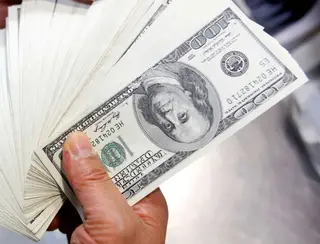 Dólar cai para R$ 5,43, com fluxo estrangeiro para países emergentes